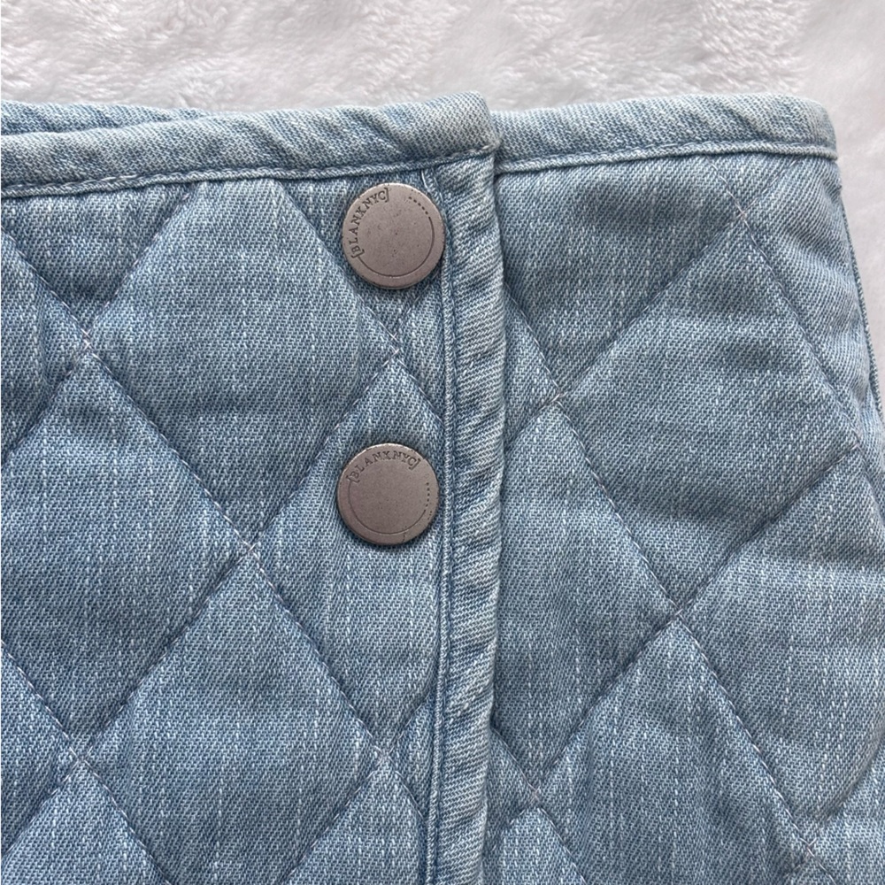 BLANK NYC Skirt Quilted Wrap Denim Blue Mini Skirt—NWT—28 - Picture 3 of 13